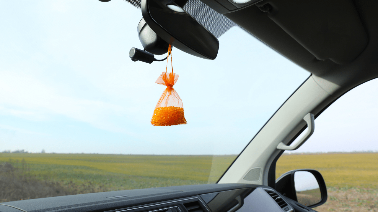 car hanging perfume